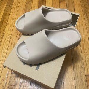 Yeezy slide pure first release.